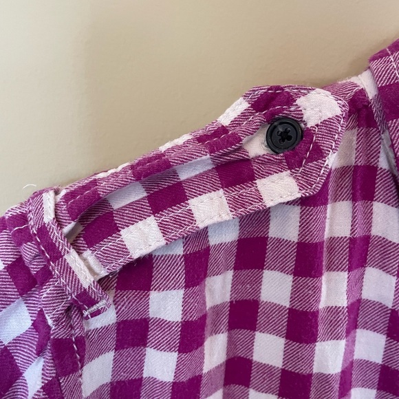 GAP Women’s button up flannel, magenta/purple checker, sz small - Picture 4 of 5